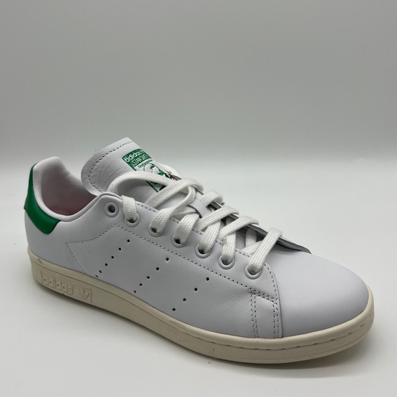 Adidas Stan Smith Rare Valentine’s Day Edition Shoes...